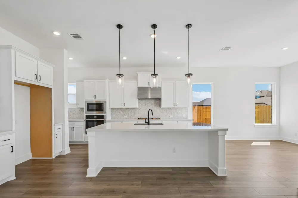 213 Borrego Bend Liberty Hill, TX 78642