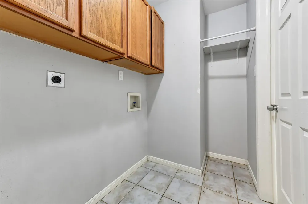 1 Prairie Knoll Drive La Marque, TX 77510