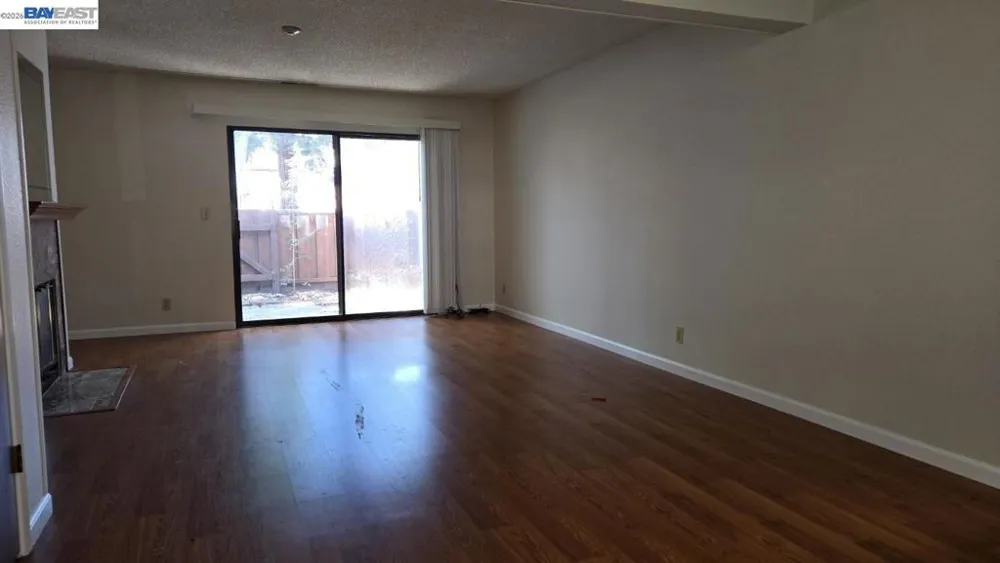 6125 Thornton Ave Newark, CA 94560