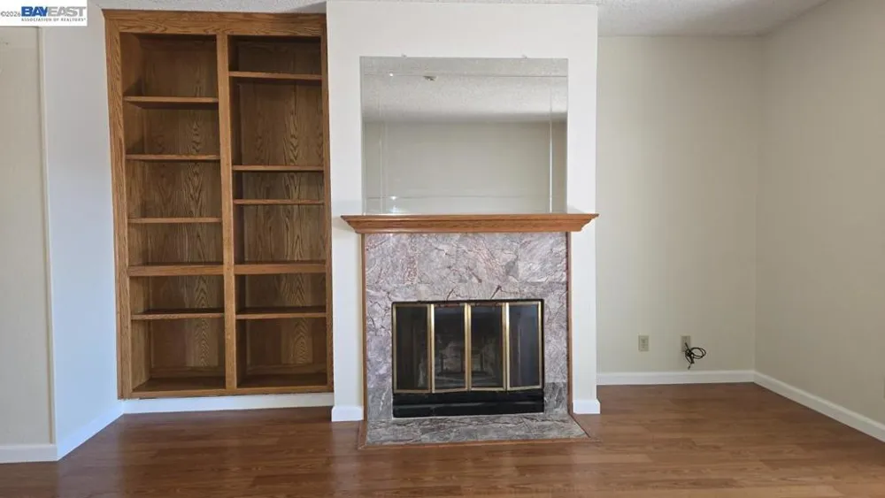 6125 Thornton Ave Newark, CA 94560