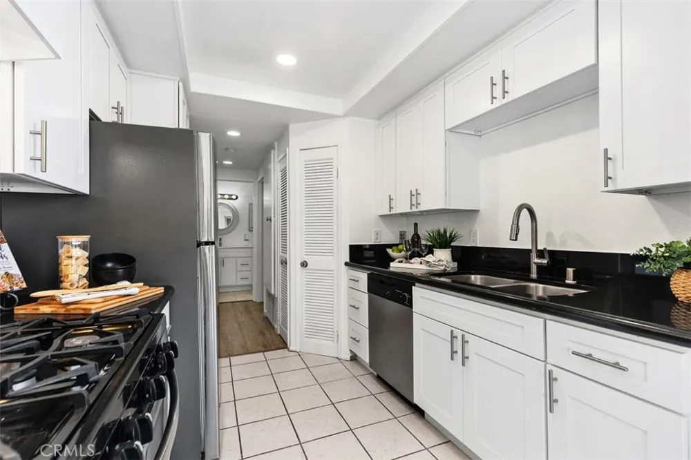 7129 Cerritos Avenue #7 Stanton, CA 90680