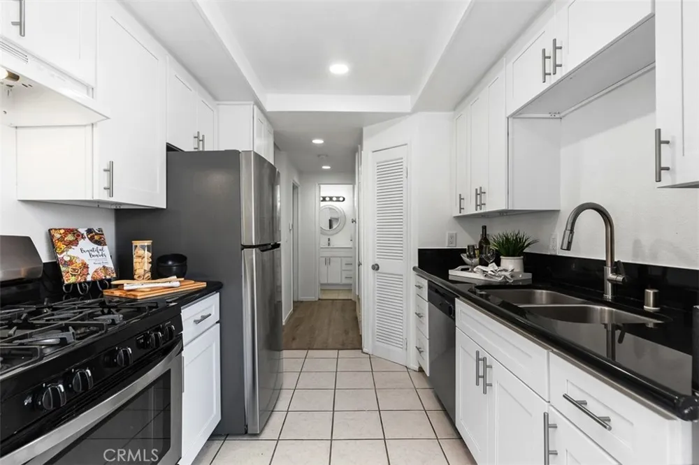 7129 Cerritos Avenue #7 Stanton, CA 90680