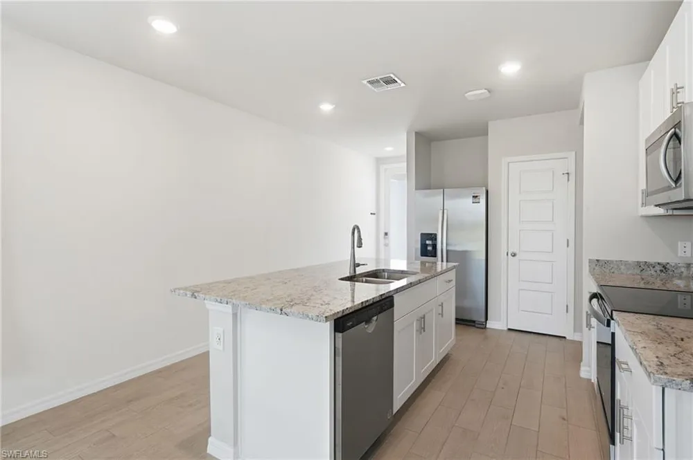 44197 Frontier Drive Punta Gorda, FL 33982