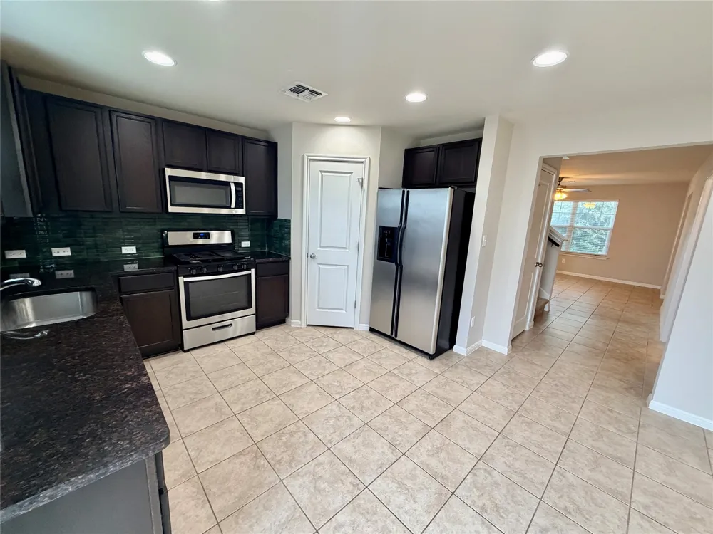 1010 Sand Post Place San Marcos, TX 78666