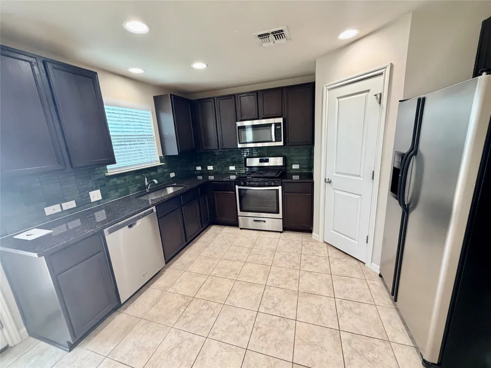 1010 Sand Post Place San Marcos, TX 78666