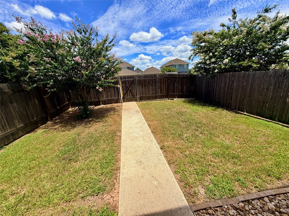 1010 Sand Post Place San Marcos, TX 78666