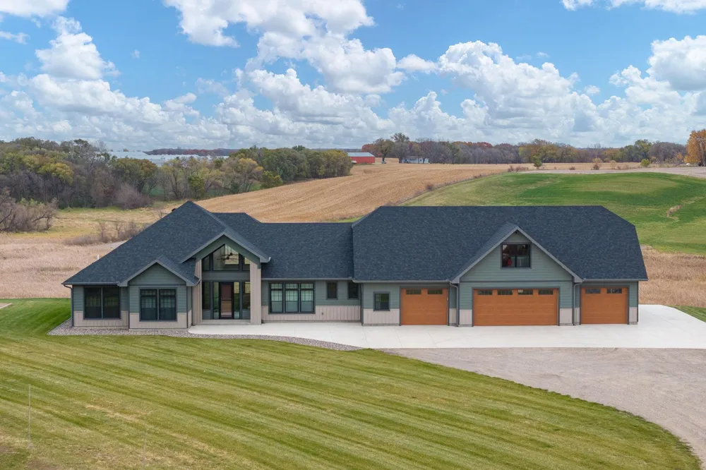 4051 Clearwater Trail Lonsdale, MN 55046