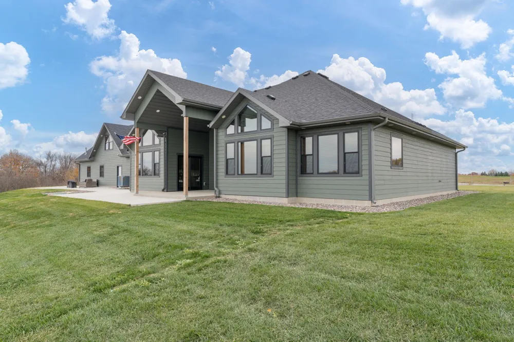 4051 Clearwater Trail Lonsdale, MN 55046