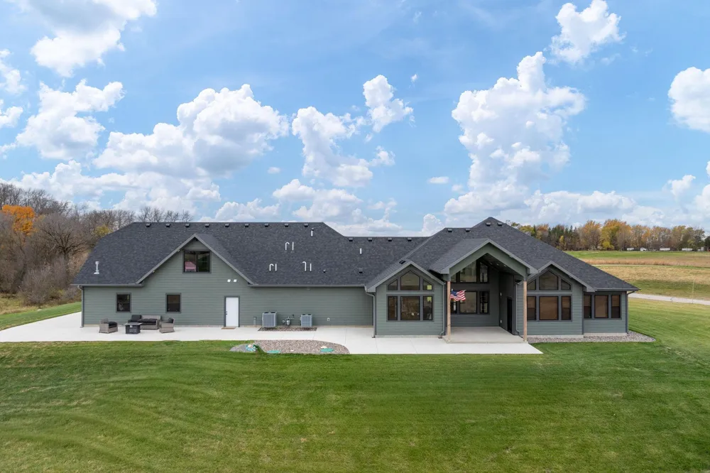 4051 Clearwater Trail Lonsdale, MN 55046