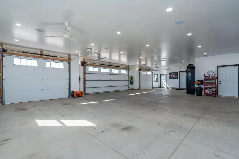 4051 Clearwater Trail Lonsdale, MN 55046