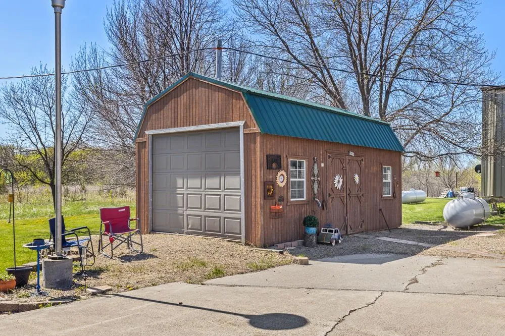 18187 State Highway 19 Vesta, MN 56292