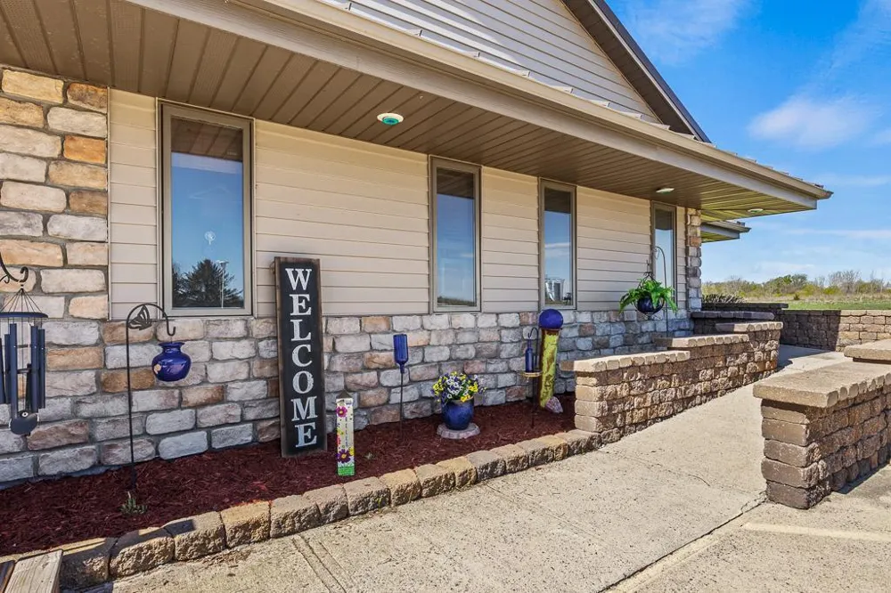 18187 State Highway 19 Vesta, MN 56292