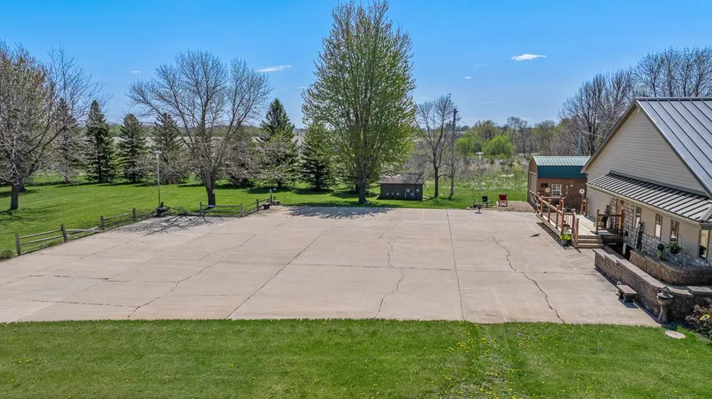 18187 State Highway 19 Vesta, MN 56292