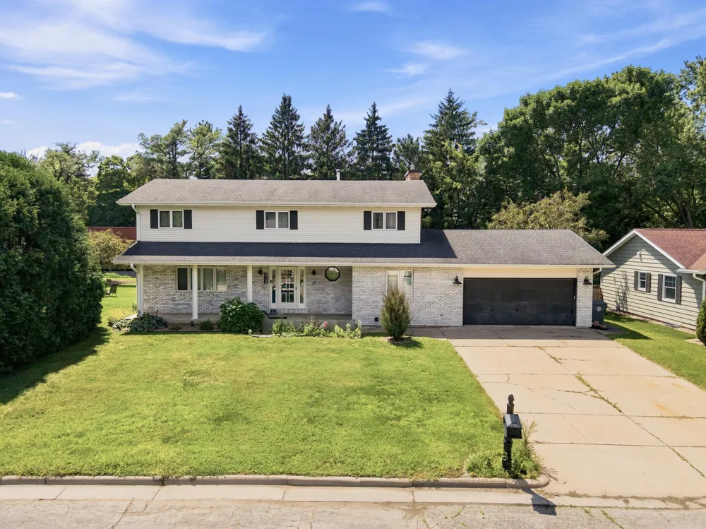 422 28th Street S La Crosse, WI 54601