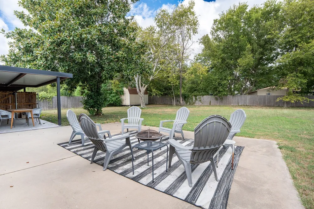 364 Melrose Drive Woodway, TX 76712