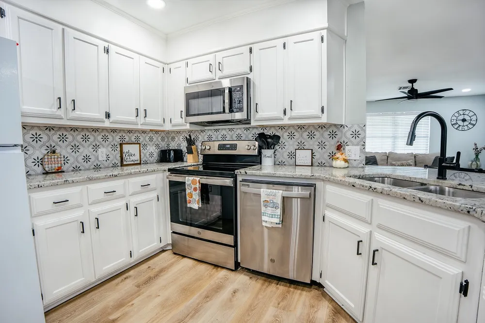 364 Melrose Drive Woodway, TX 76712