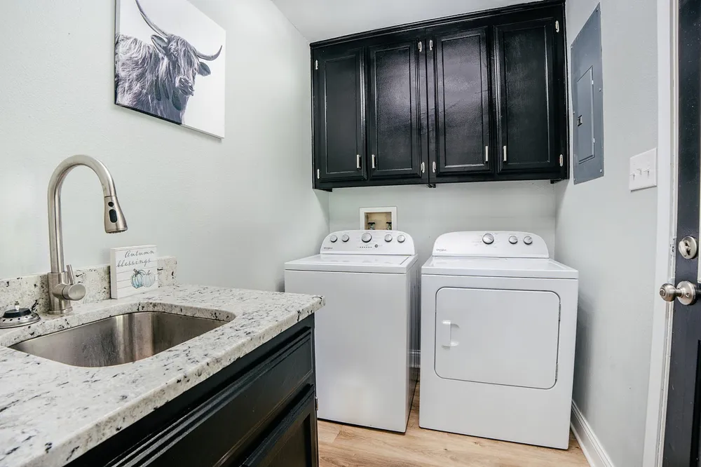 364 Melrose Drive Woodway, TX 76712