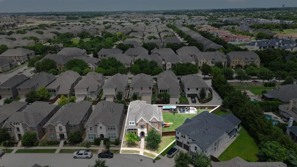 8700 Fairway Lane McKinney, TX 75070