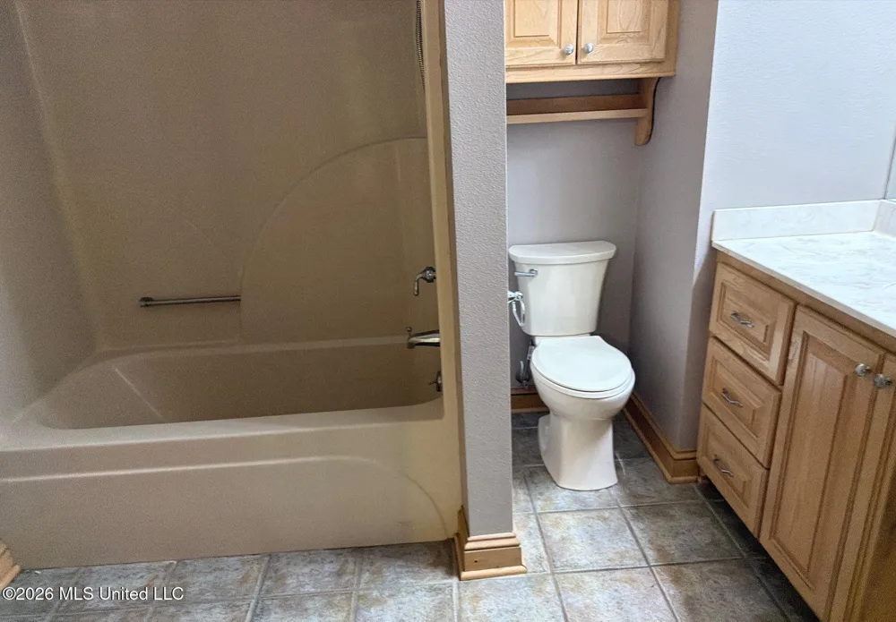 1058 Clabber Creek Drive Summit, MS 39666