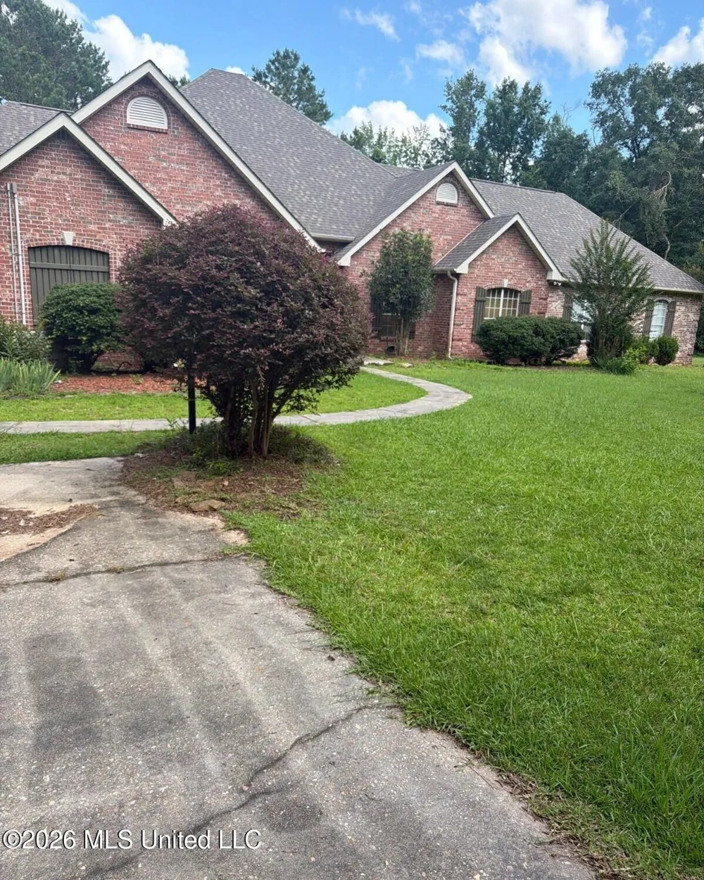 1058 Clabber Creek Drive Summit, MS 39666