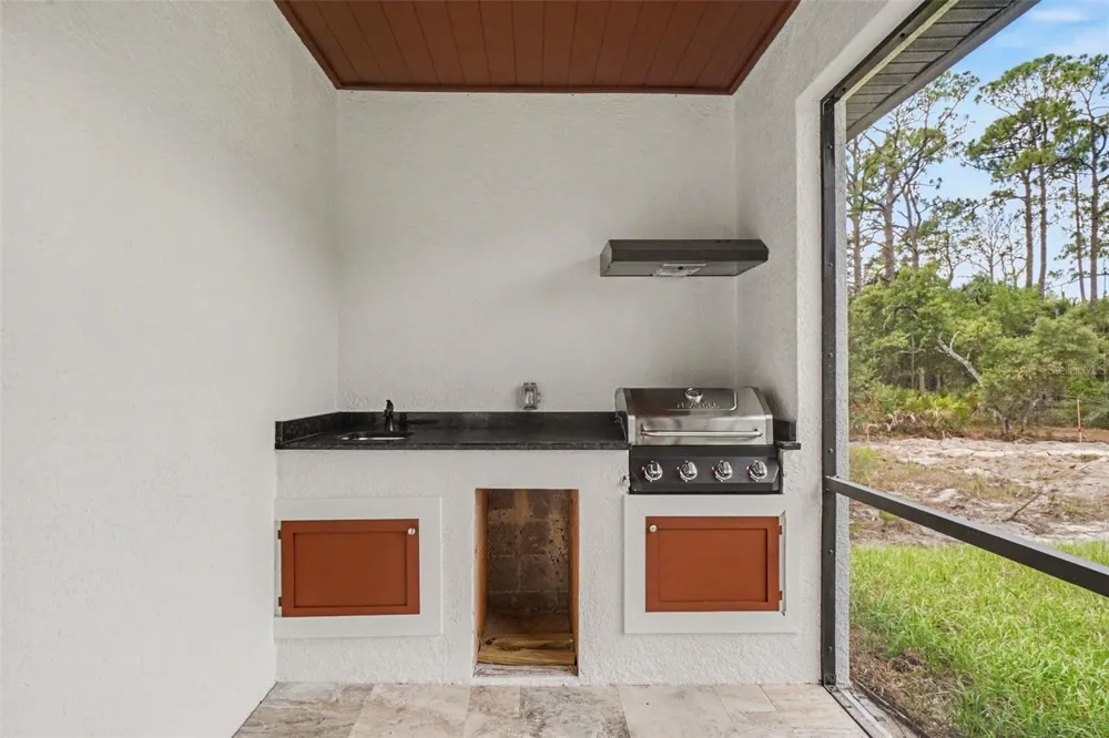 1059 MADEIRA STREET Port Charlotte, FL 33953