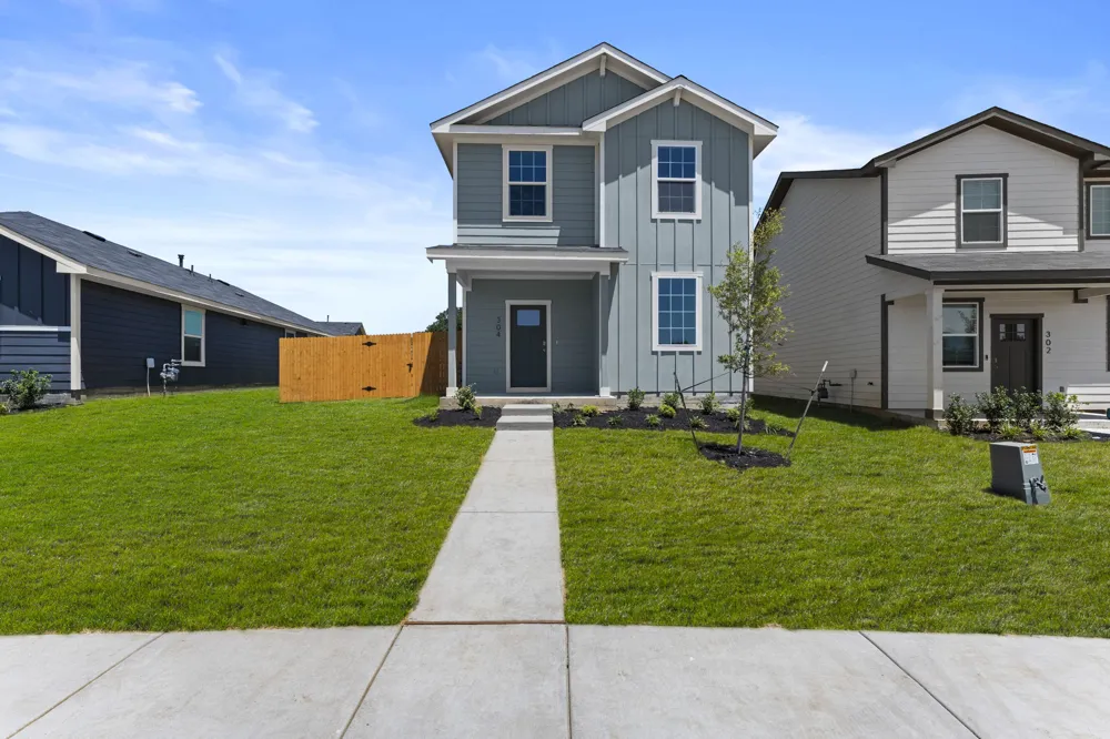 304 Constanza Trail Bastrop, TX 78602