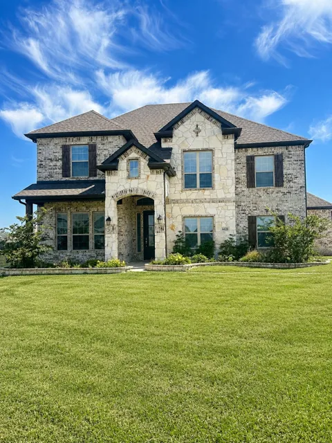 6020 Glenwood Drive