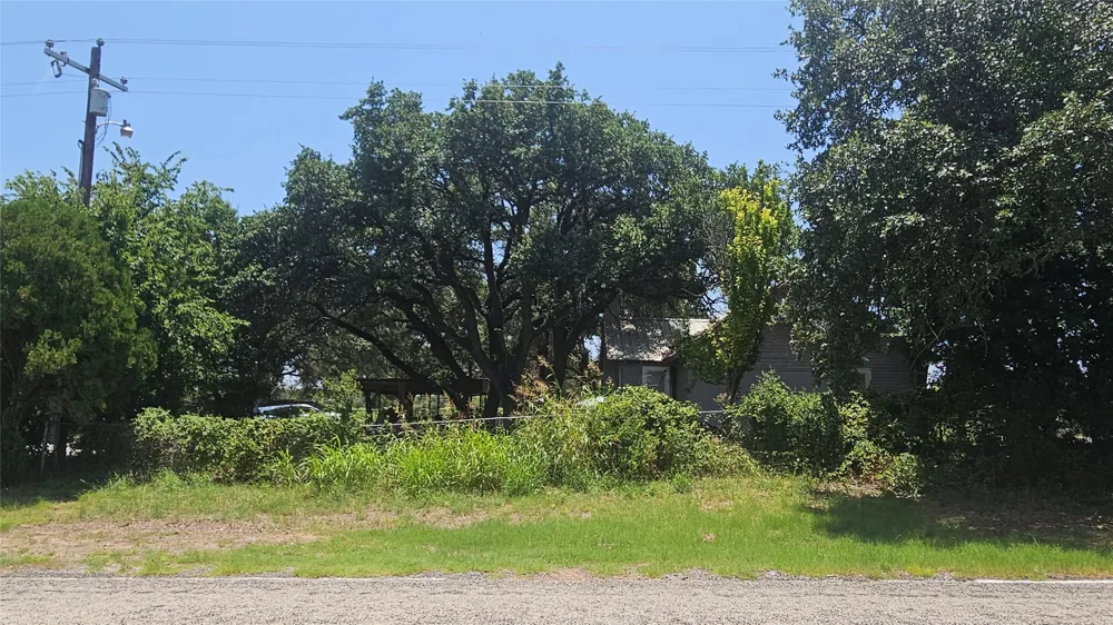 151 S FM 573 Mullin, TX 76864