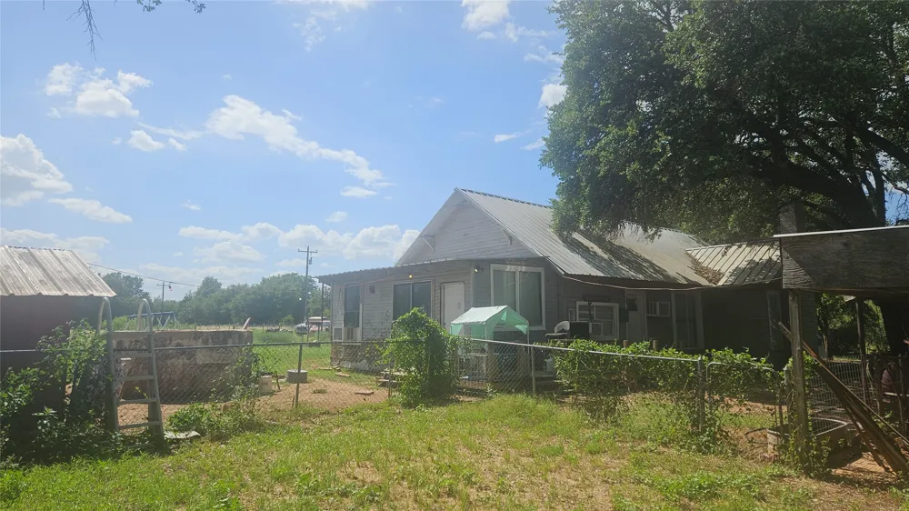 151 S FM 573 Mullin, TX 76864