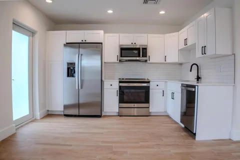 238 SE 1st Avenue #5