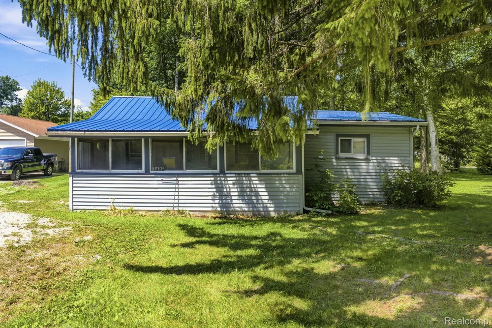7496 Forest Drive Worth Township, MI 48450