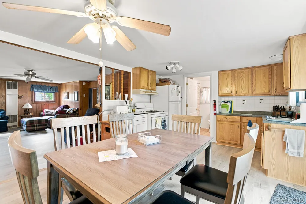 7496 Forest Drive Worth Township, MI 48450
