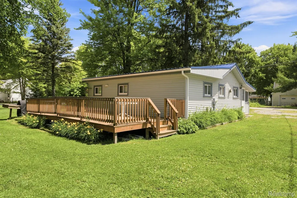 7496 Forest Drive Worth Township, MI 48450