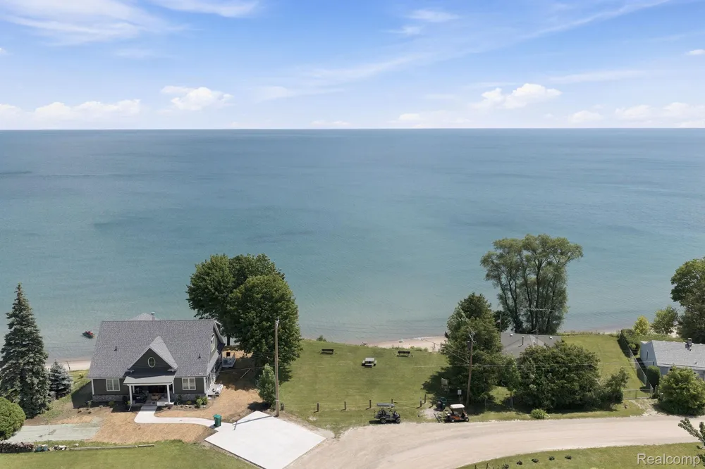 7496 Forest Drive Worth Township, MI 48450