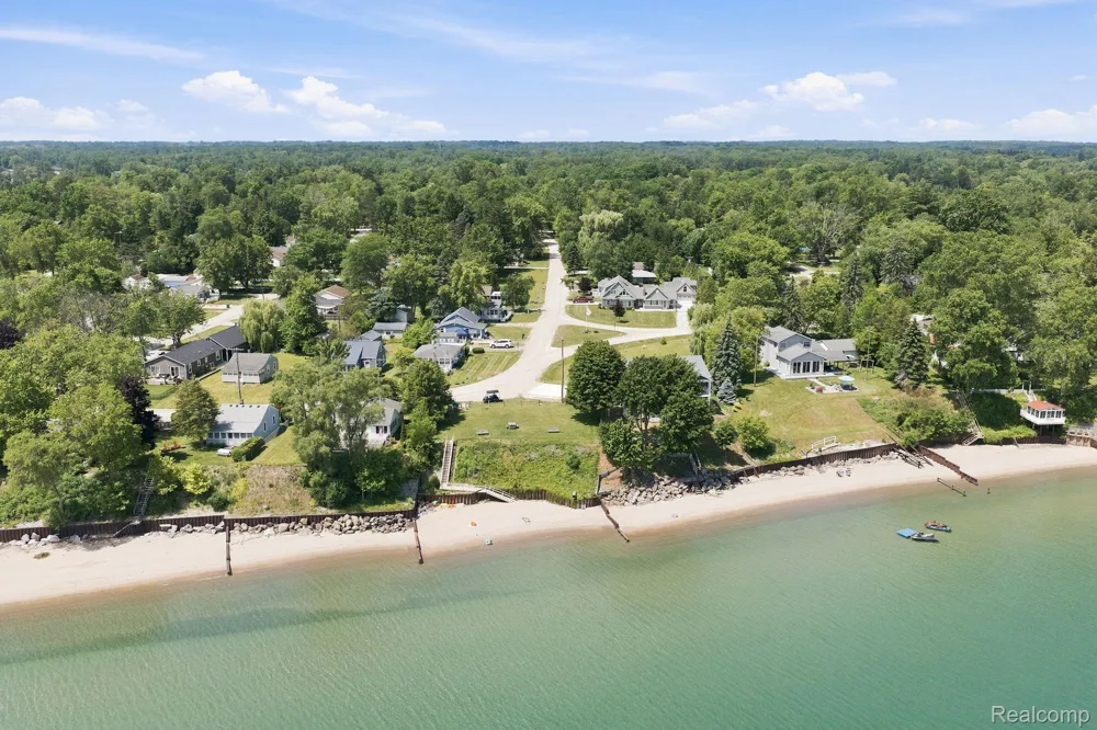 7496 Forest Drive Worth Township, MI 48450