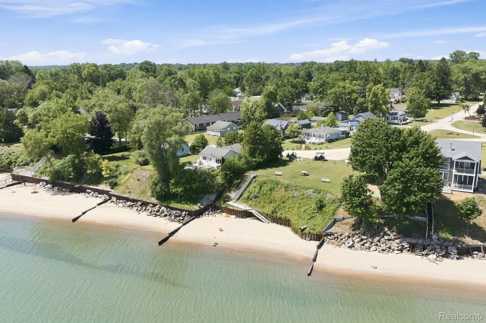 7496 Forest Drive Worth Township, MI 48450