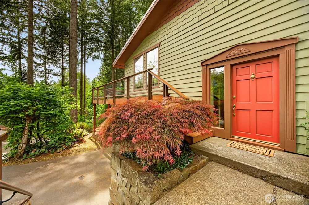 133 Alpine Drive Packwood, WA 98361
