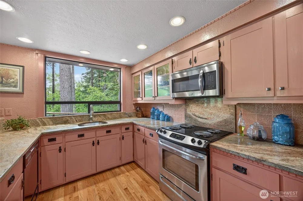 133 Alpine Drive Packwood, WA 98361