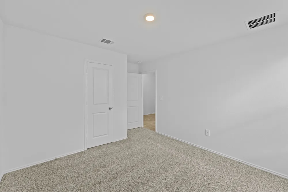 12208 Silverton Tree Bend Mustang Ridge, TX 78610