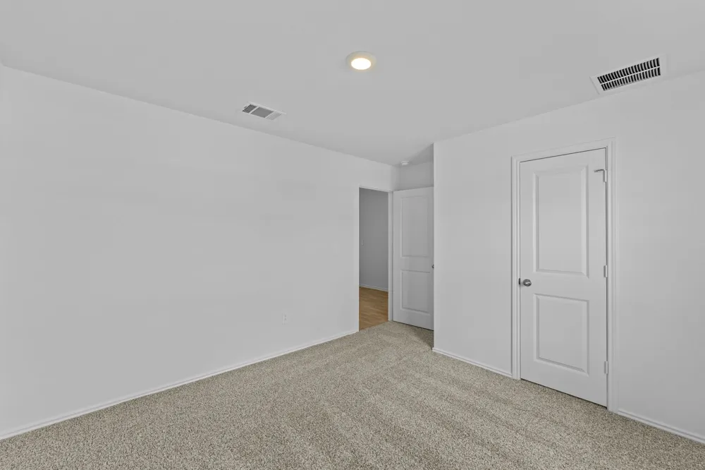 12208 Silverton Tree Bend Mustang Ridge, TX 78610