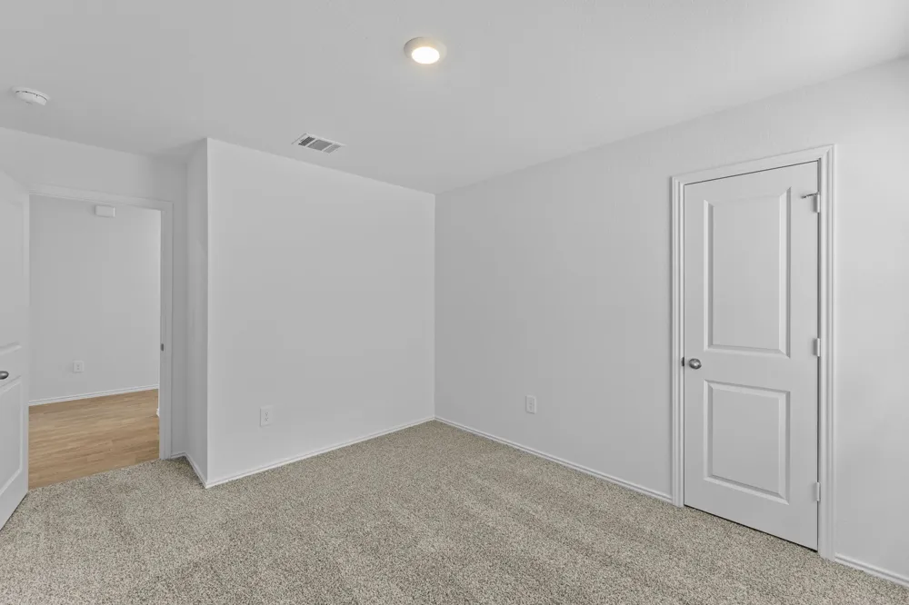 12208 Silverton Tree Bend Mustang Ridge, TX 78610