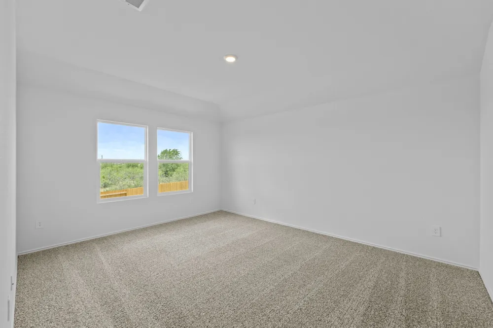 12208 Silverton Tree Bend Mustang Ridge, TX 78610