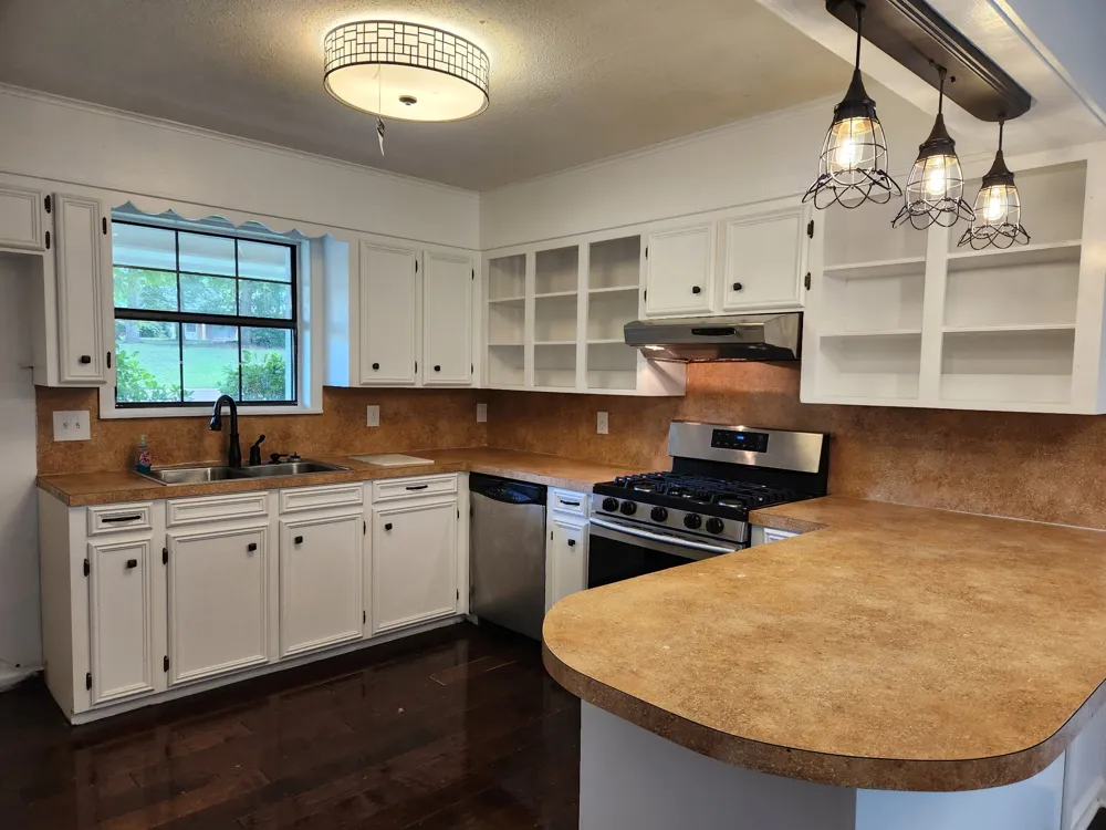 909 Hinton Street Minden, LA 71055