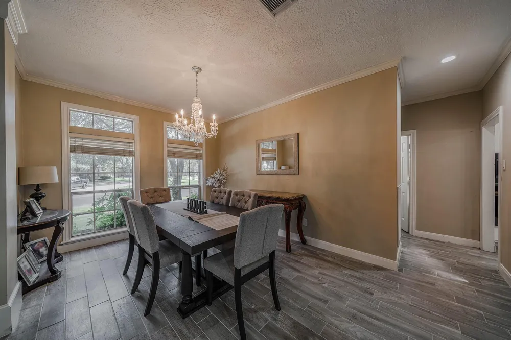 3119 Scenic Elm Street Houston, TX 77059