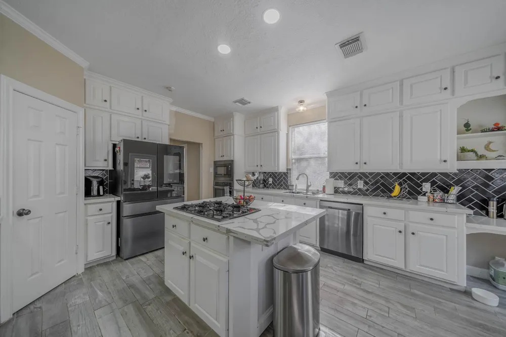 3119 Scenic Elm Street Houston, TX 77059