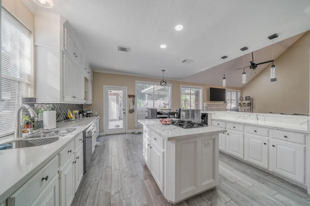3119 Scenic Elm Street Houston, TX 77059