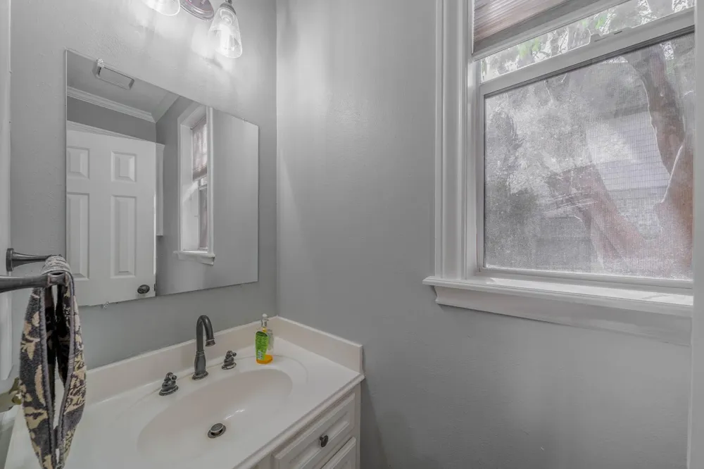 3119 Scenic Elm Street Houston, TX 77059