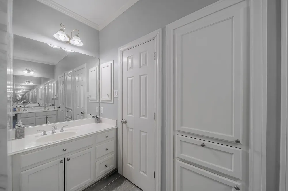 3119 Scenic Elm Street Houston, TX 77059