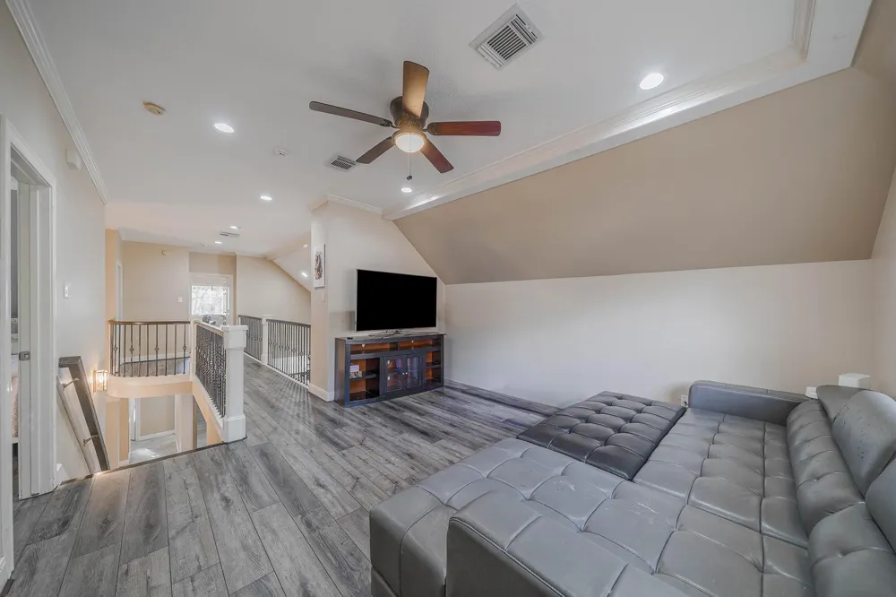 3119 Scenic Elm Street Houston, TX 77059
