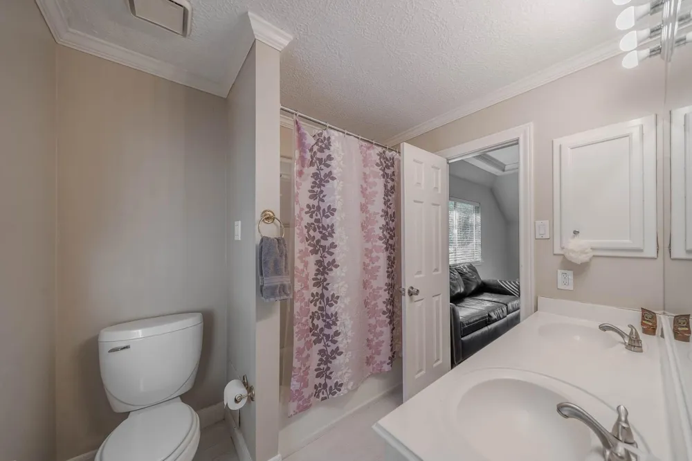 3119 Scenic Elm Street Houston, TX 77059